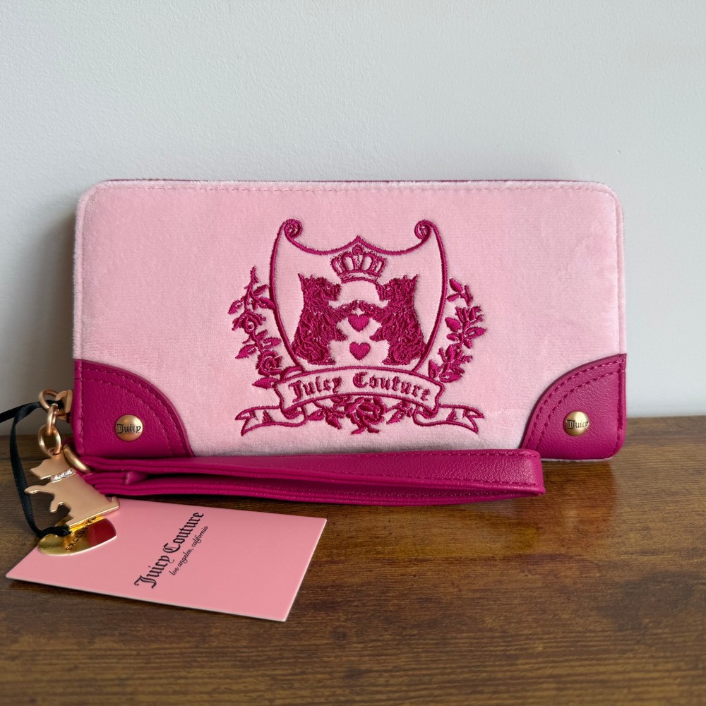 New Juicy Couture New Love Chapter Wallet Clutch Wristlet Pink Large Long Dog